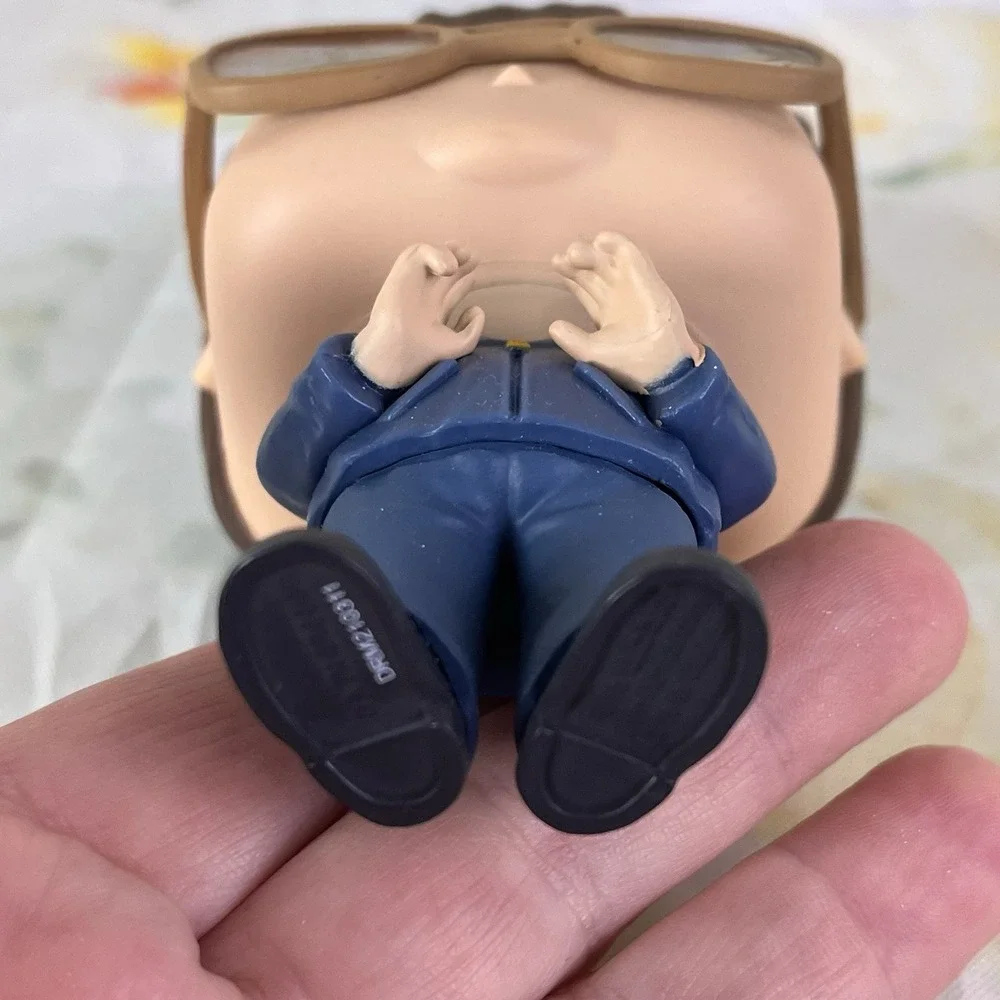 Funko POP TV Seinfeld Newman The Mailman Brown Hair Glasses Uniform
